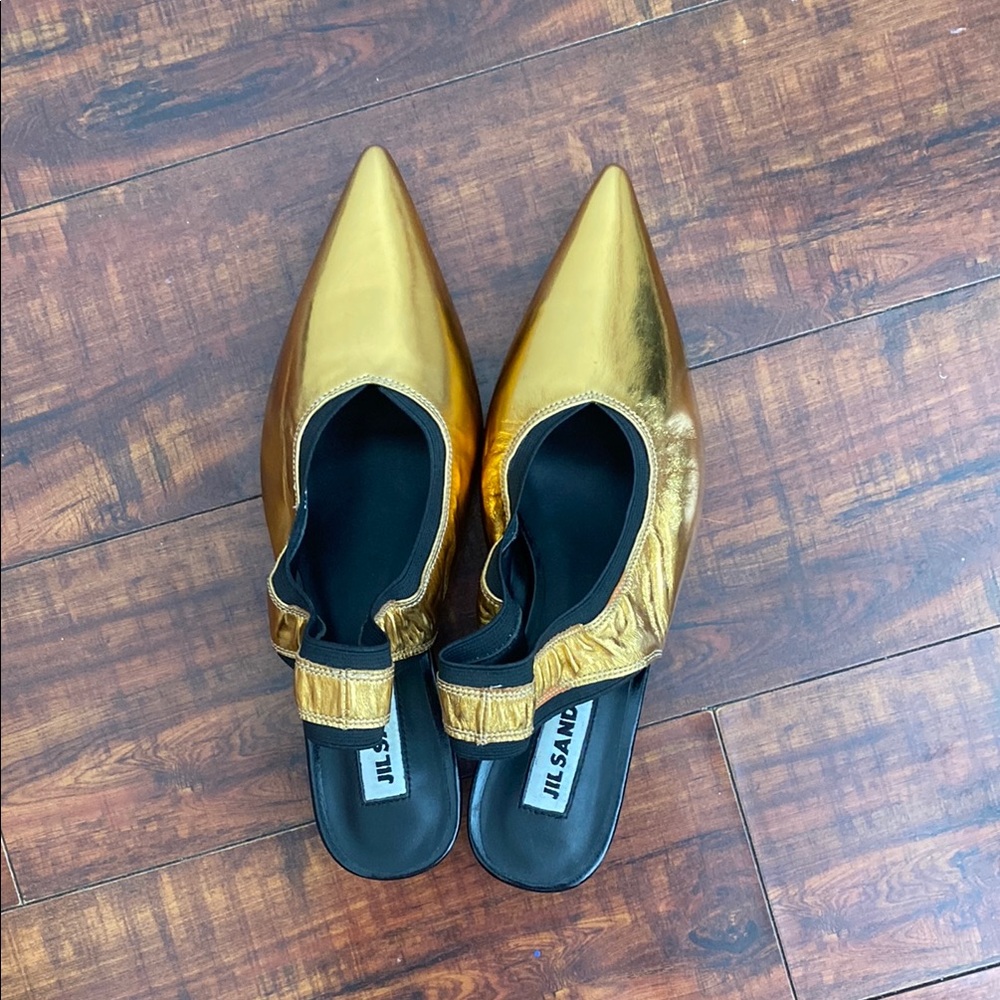 Jil Sander Gold and Black Mules with Sleek Modern Design